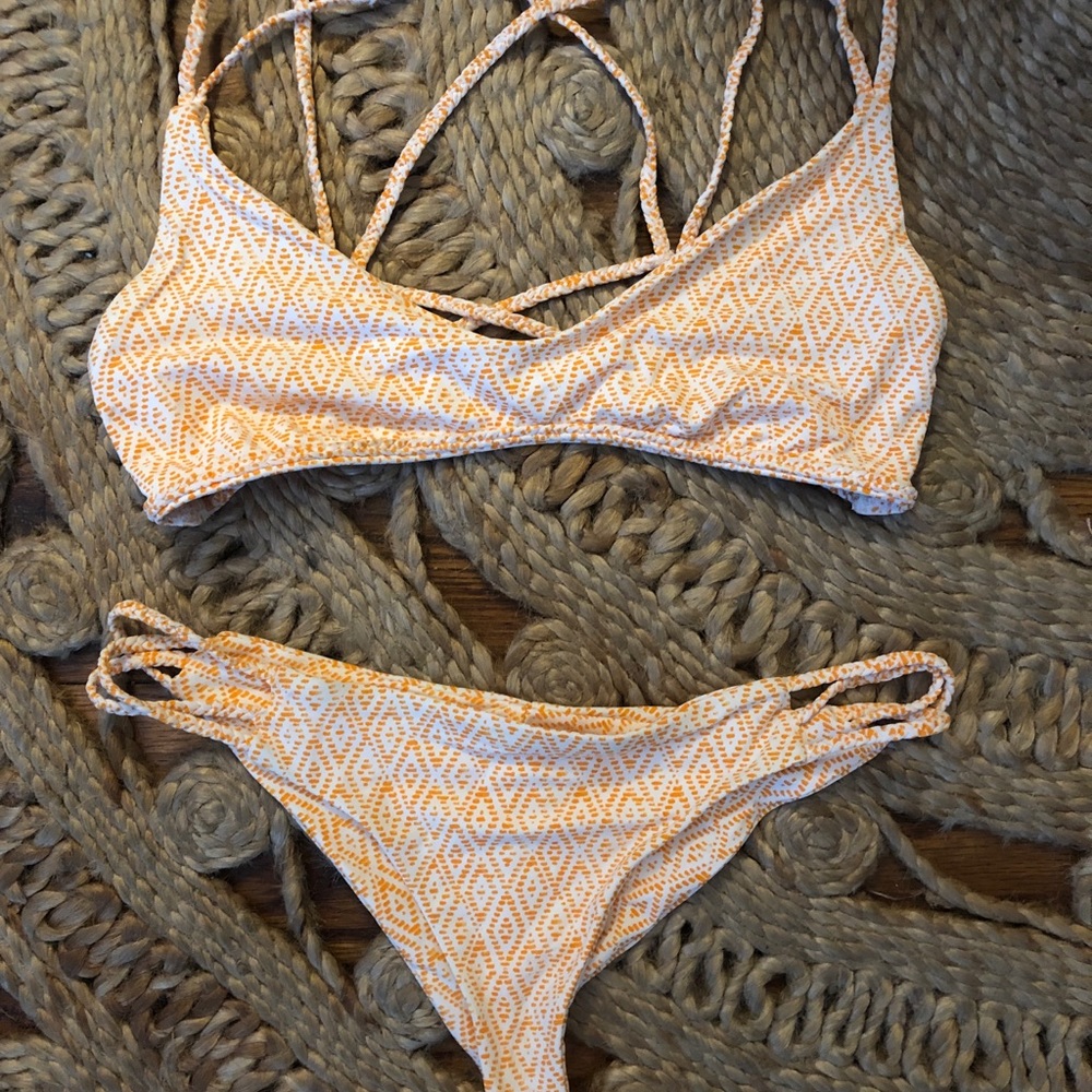 Frankies bikinis set
